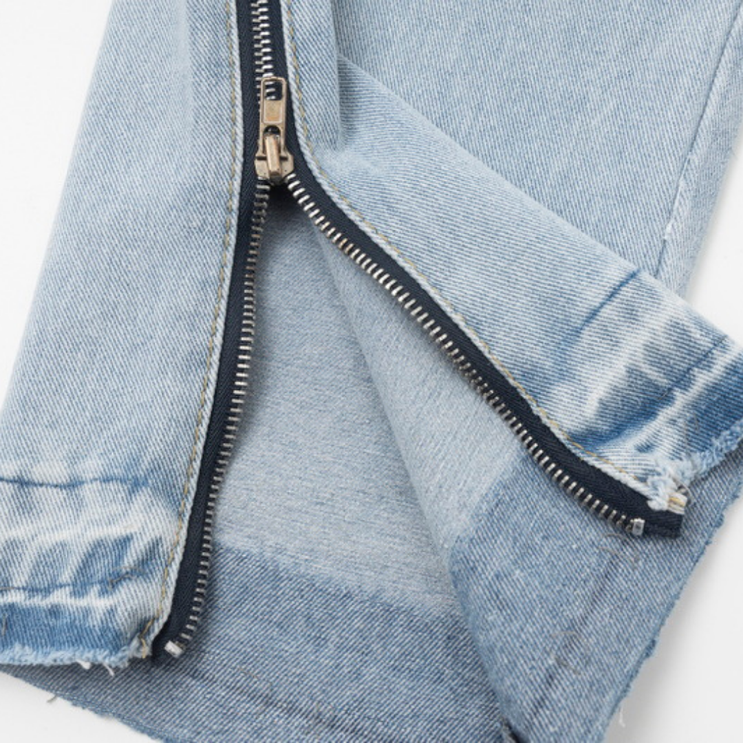 Gallery Dpt. Flared Jeans