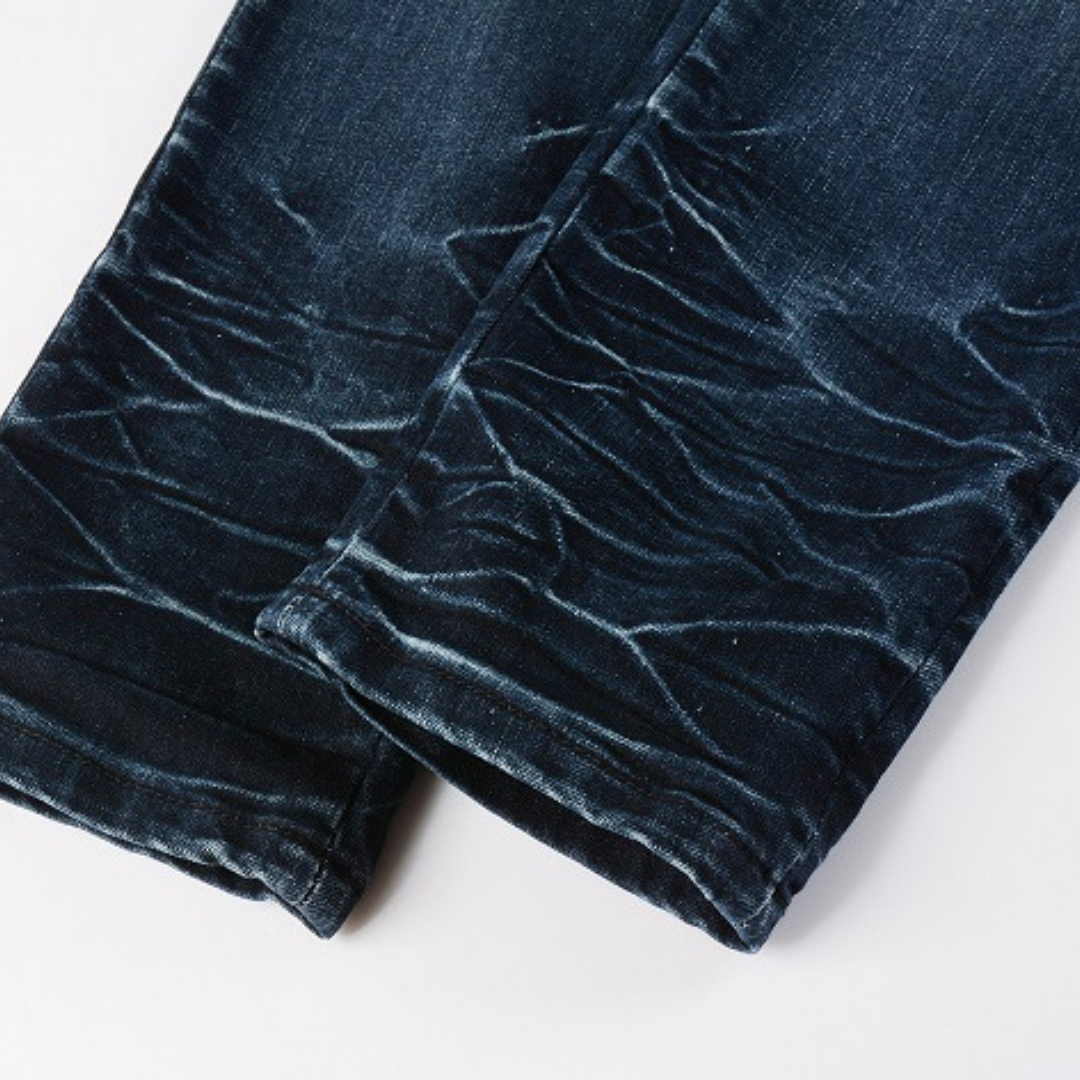 Amr Black Staggerd Logo Patch Jeans