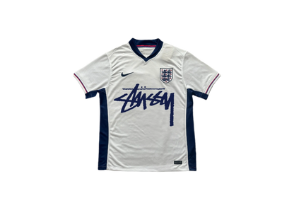 STÜSSY x "ENGLAND” HOME JERSEY - 2024/25